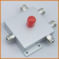 微带功分器四功分器（800-2500MHz） 厂家生产供应的关键传输组件